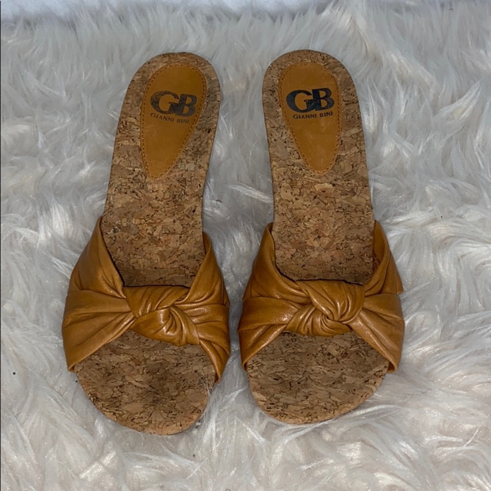 Gianni bini leather twist slip on wedge Size 8